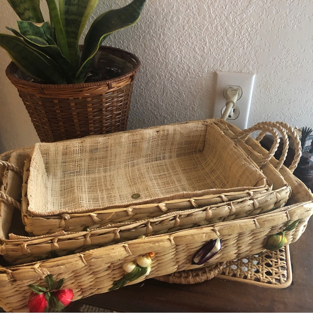 Vintage Woven Raffia Rattan Pryrex Casserole Dish Baskets Holders Set Of…